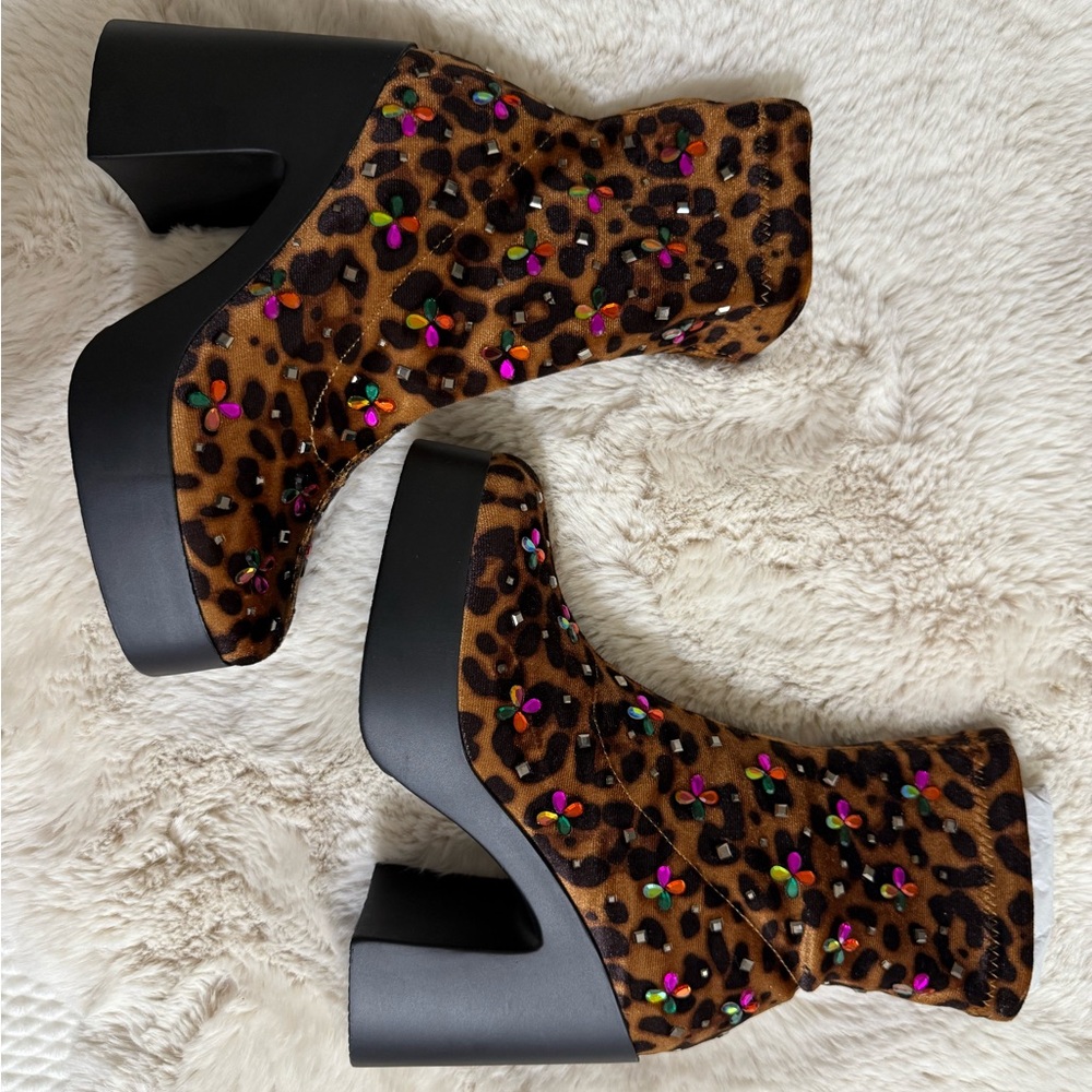 Betsey Johnson Leopard Print Ankle Boots with Embellishments - Picture 8 of 10